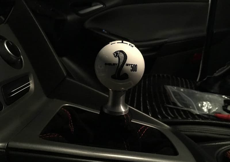 https://www.coolshiftknobs.com/12-models-of-fox-change-mustang-gear-shifter/