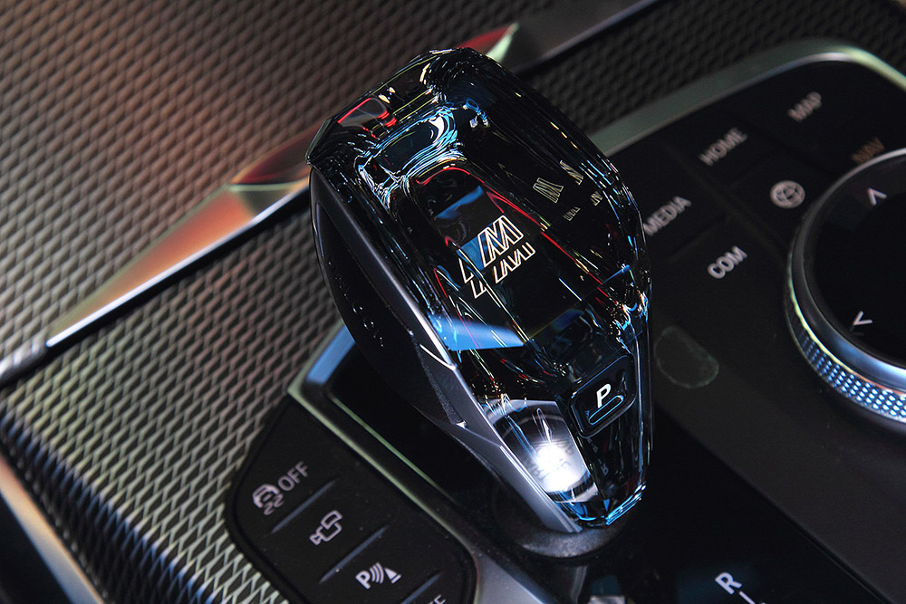 BMW Crystal Gear Knob White M Logo BMW Crystal Gear Knob White M Logo