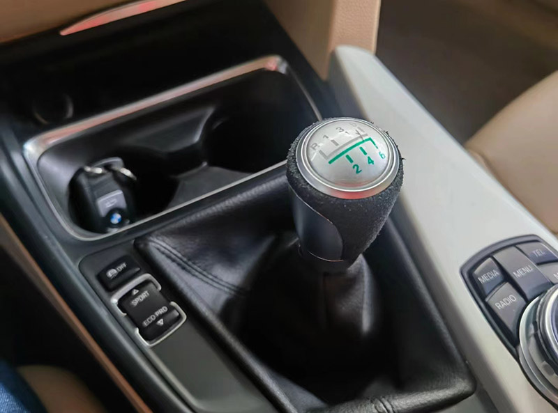 e90 gear knob