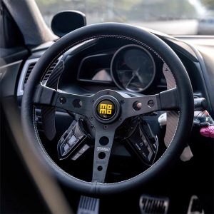 14 Momo steering wheel